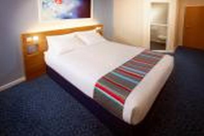 Travelodge Chelmsford Exterior photo